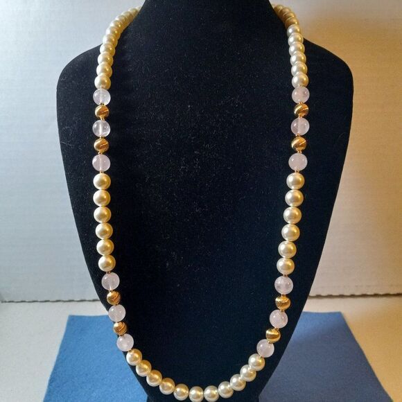 NWT Napier Faux Pearls/Pink & Gold Tone Beaded Necklace Cottagecore Grandmacore - Picture 1 of 6